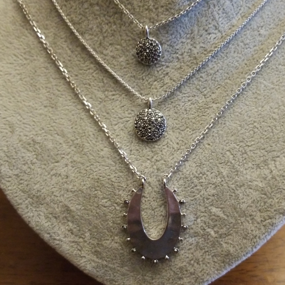 Three strand Lucky Brand silver necklace - Picture 3 of 8